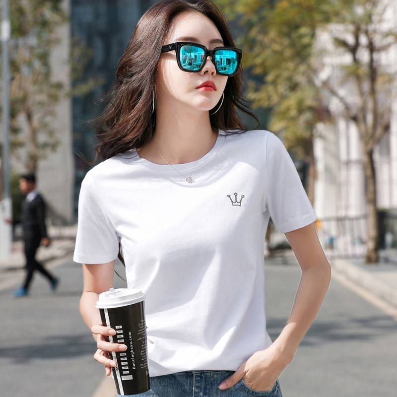 2022夏季韩版新款休闲显瘦刺绣皇冠短袖T恤女士天猫京东货源代发