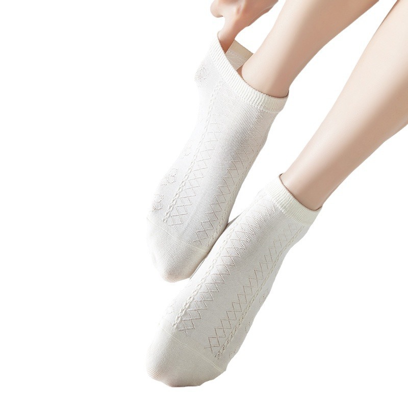 Calcetines Zhuji calcetines de primavera y otoño para mujer calcetines de marea de dopamina al por mayor calcetines de tobillo bajos de corte bajo para niñas calcetines nuevos de verano