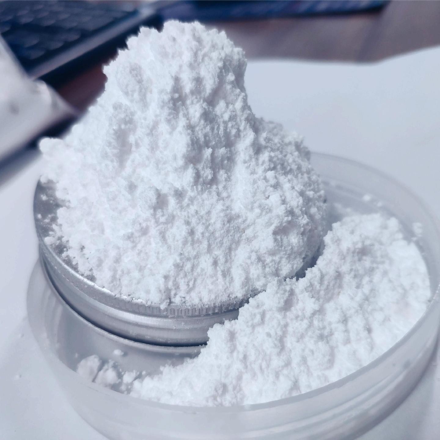 辽宁小苏打厂家电话    99%碳酸氢钠洗涤剂原料  发泡剂