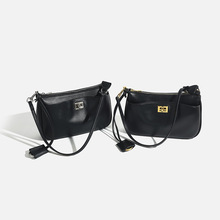 高级感包包女式2025新款潮洋气时尚通勤单肩腋下包百搭休闲小方包