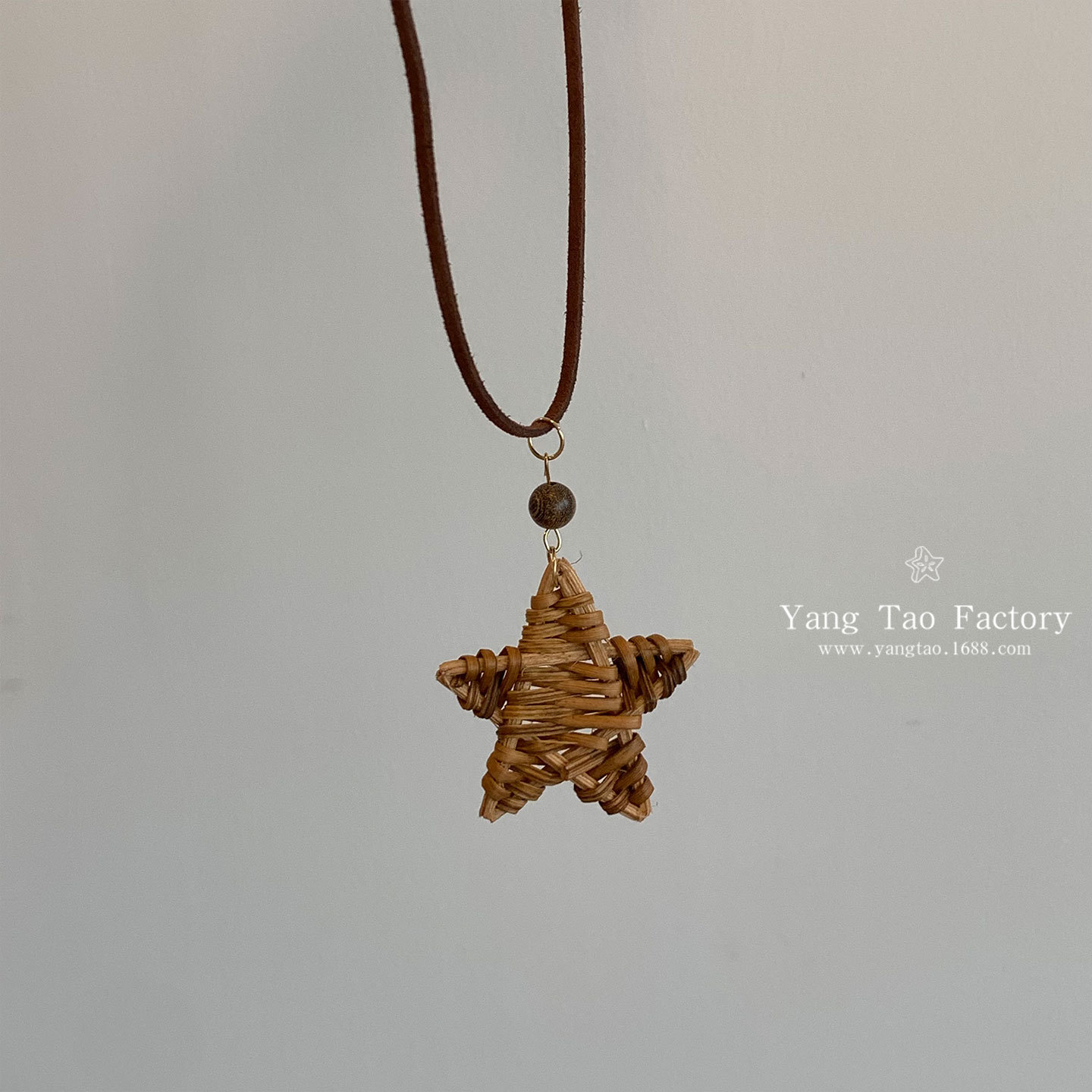 Collar tejido de amor de luna de estilo étnico bohemio para mujer, suéter de cuello halter largo de verano, accesorios colgantes de cadena