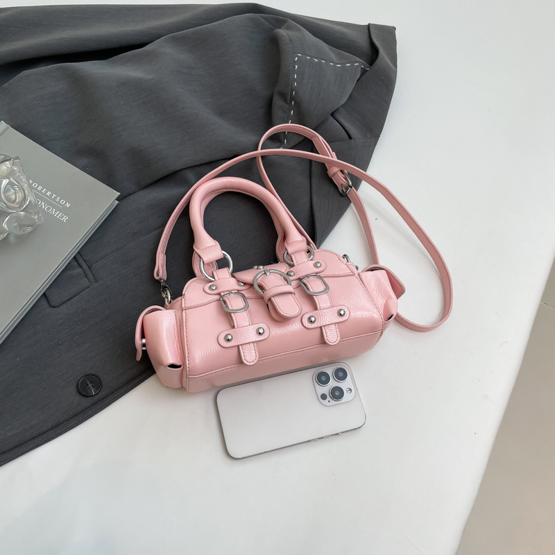 Cross-Border Trendy Versatile Motorcycle Style Handbag For Women 2025 New Niche Sweet Cool Crossbody Commuter Bag - Thumbnail 3