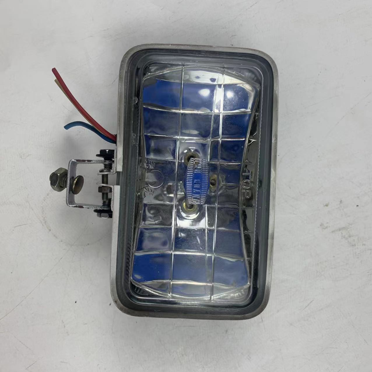 拖拉机收割机配件;顶照灯/粮仓灯/后照灯/工作灯分12v24v