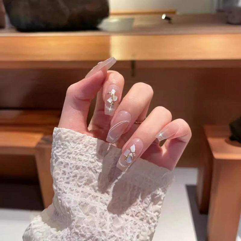 [Original Real Shot] Purely Handmade Wearable Nails Xiaohongshu Popular Nail Art Patch Wholesale Accessible Luxury Ice Transparent Sparkling Diamonds