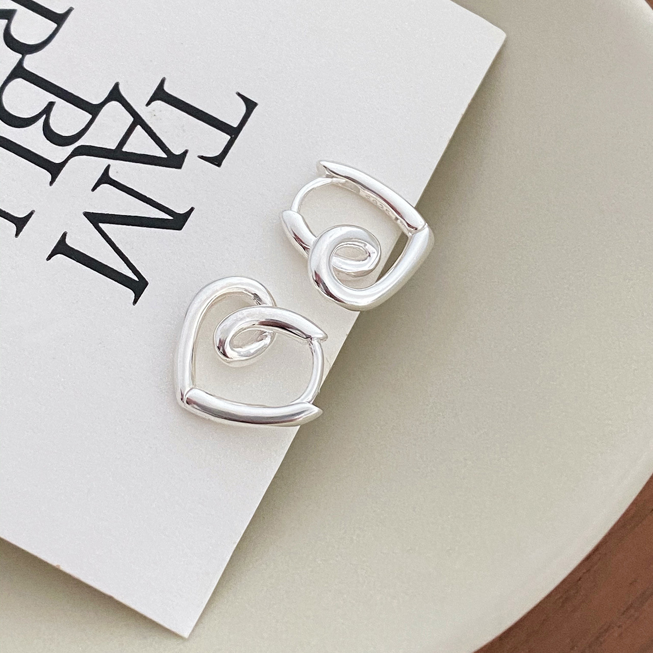 1 Pair Simple Style Heart Shape Plating Sterling Silver Gold Plated Ear Studs display picture 5