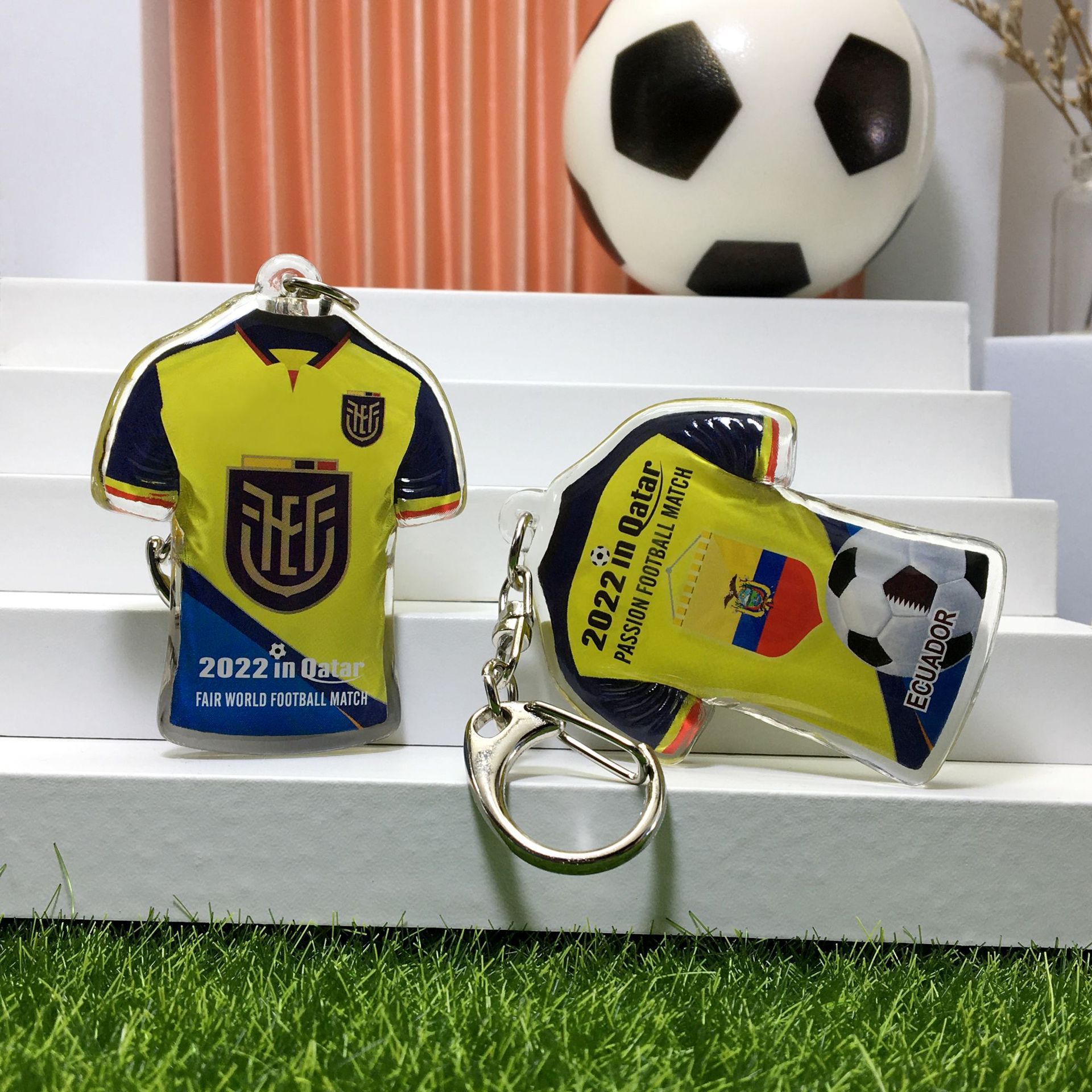 厄瓜多尔队-队徽+旗帜+足球