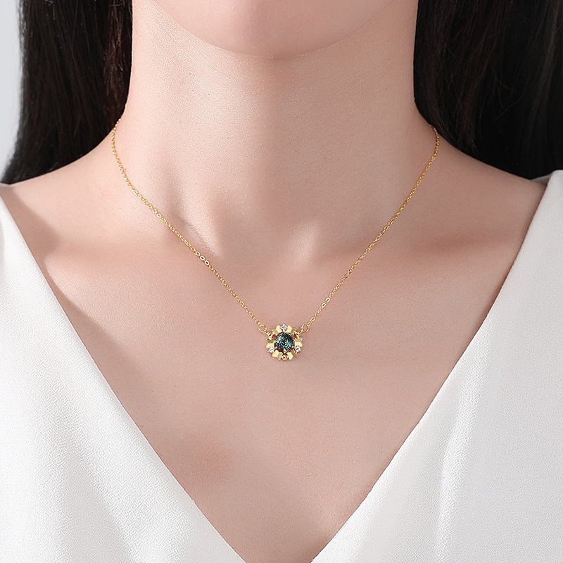 Collar de girasol estilo coreano moda S925 plata esterlina mariposa Garland collar de las mujeres collar de todo fósforo de las mujeres al por mayor