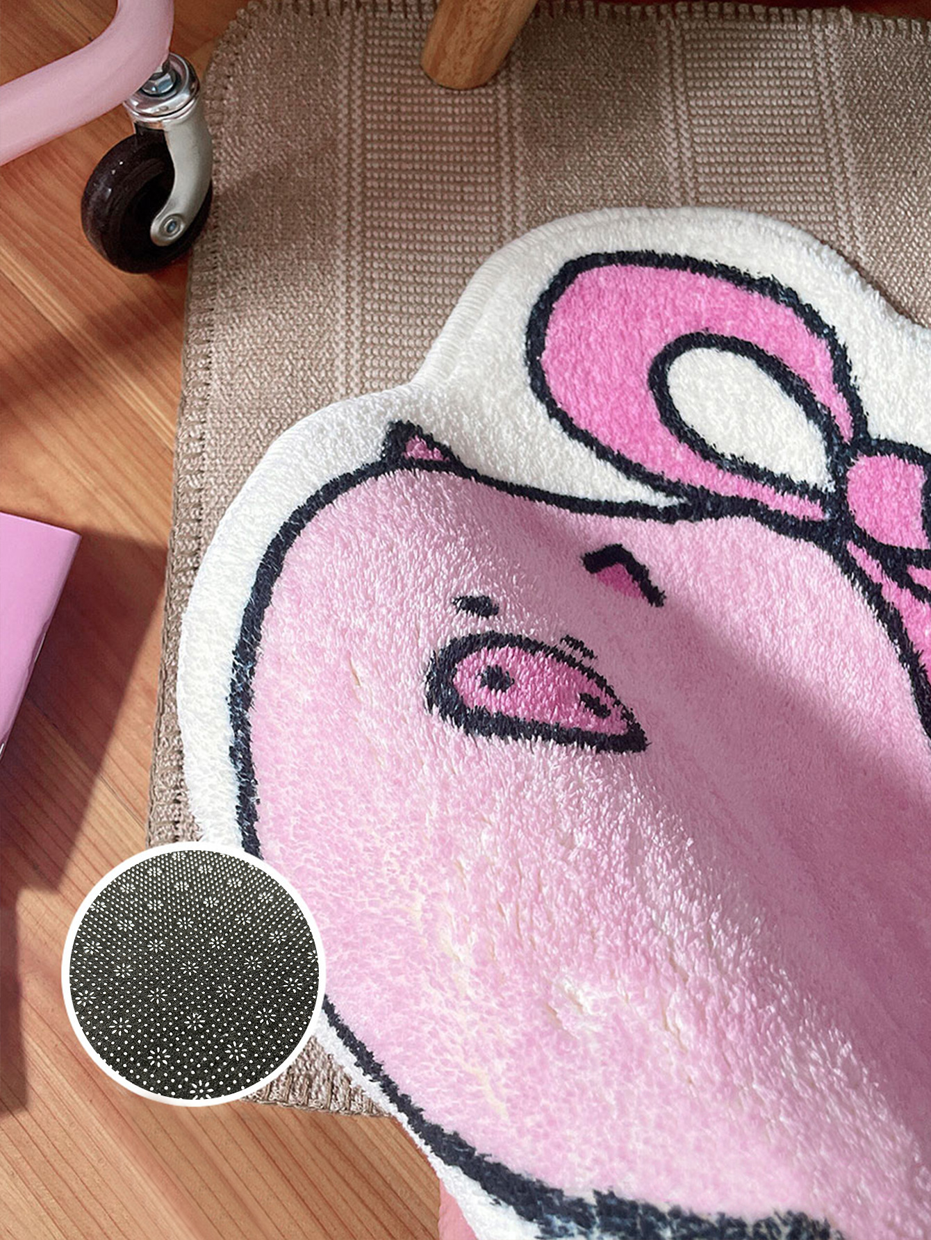 1340 1785 异形蝴蝶结猪-4