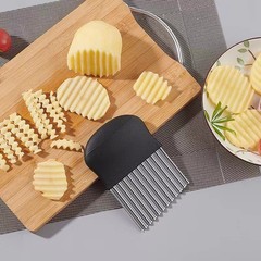 ステンレスの狼牙のジャガイモの刀のアイデアの木の柄の波の刀のポテトチップスのジャガイモの切り器のステンレスの台所の小道具
