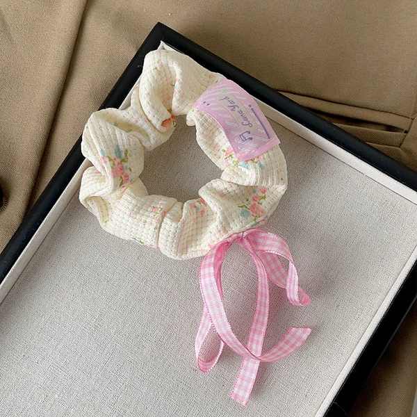 White hair band with bow