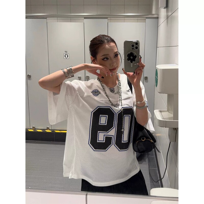 American-Style Mesh Hollow-Out V-Neck 09 Letter Print Breathable Football Jersey Unisex Loose Quick-Dry Cool T-Shirt Short Sleeve American-Style Mesh Hollow-Out V-Neck 09 Letter Print Breathable Football Jersey Unisex Loose Quick-Dry Cool T-Shirt Short Sleeve