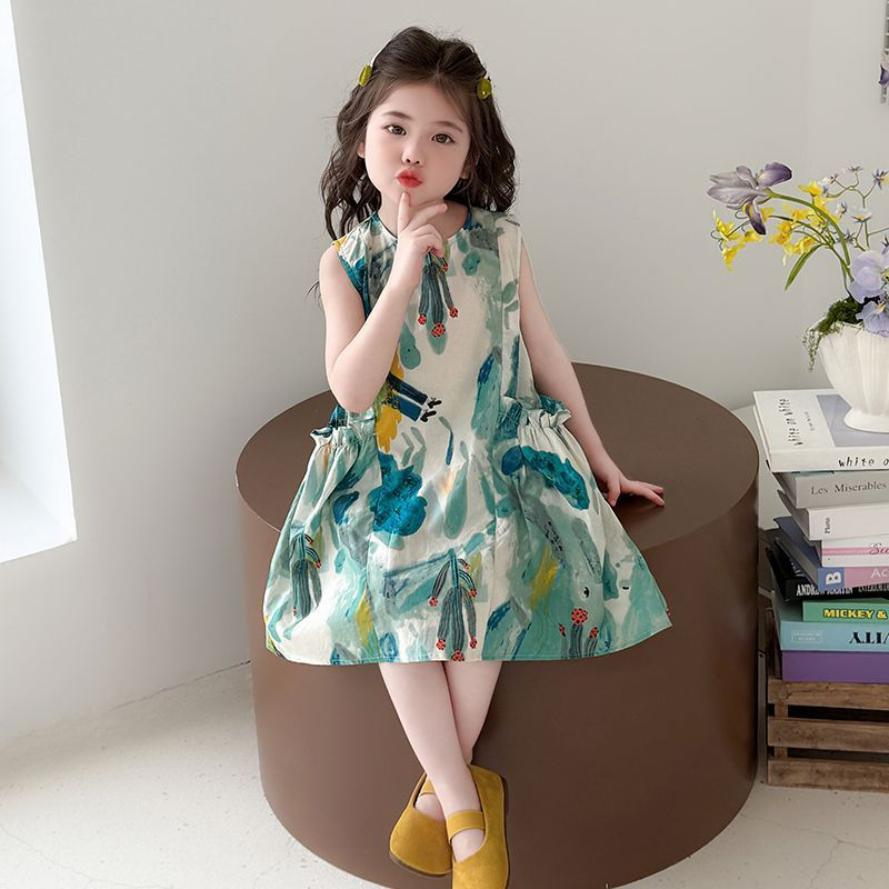 Summer sleevless dress