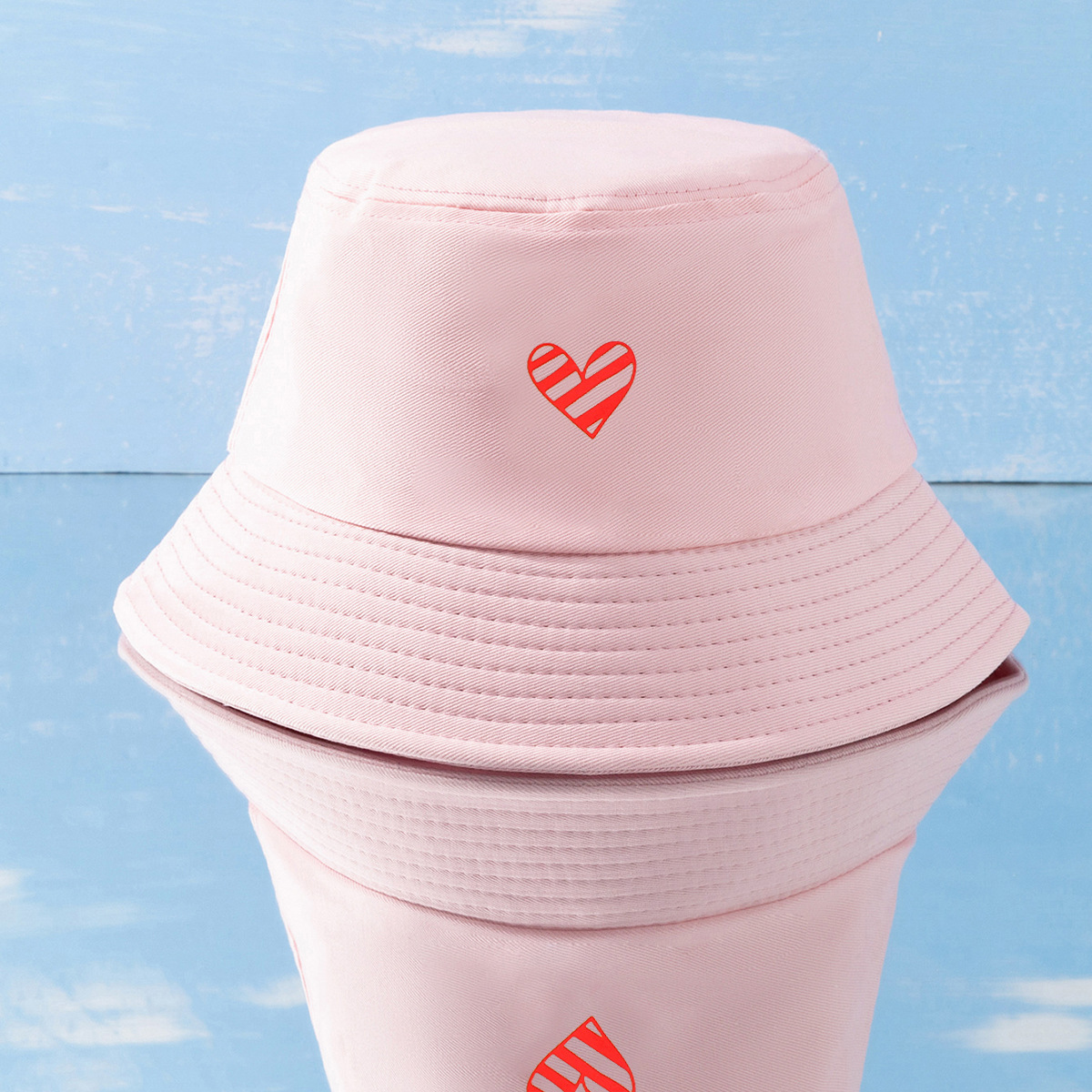 128g Weight Bucket Hat Hats Type Daily Occasion Cotton Material Heart Shape Pattern All Seasons Season Women'S Gender Heart Design Simple Style Style Wide Eaves Rim Women's Simple Style Heart Shape Heart Wide Eaves Bucket Hat 4
