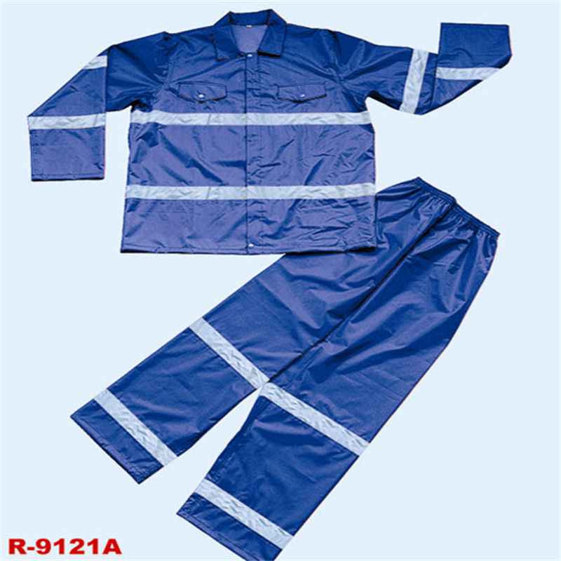 Manufacturer's Custom-Made New Pvc Reflective Strip Set Raincoat for Adults, Suitable for Foreign Trade Work, Riding, and Outdoor Reflective Safety Manufacturer's Custom-Made New Pvc Reflective Strip Set Raincoat for Adults, Suitable for Foreign Trade Work, Riding, and Outdoor Reflective Safety