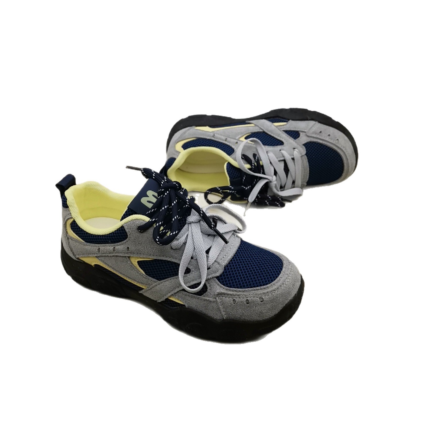 36-40 Tamaño de malla ultra ligera zapatos de skate de entrenamiento de primavera y otoño nuevo chic nicho coreano universal casual fondo grueso