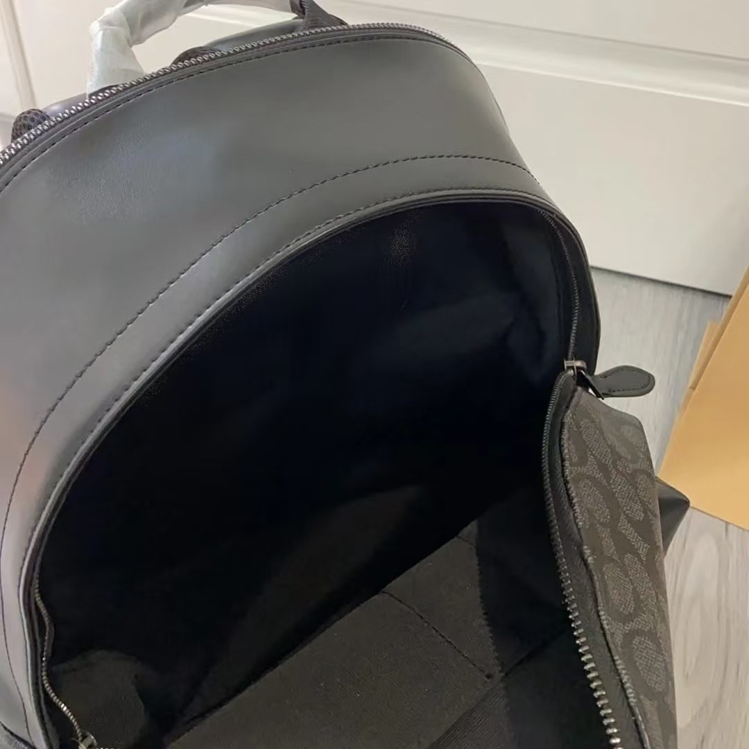 2025 nueva moda clásica a cuadros versión coreana de gran capacidad mochila de viaje al aire libre de cuero para hombres de moda personalizada