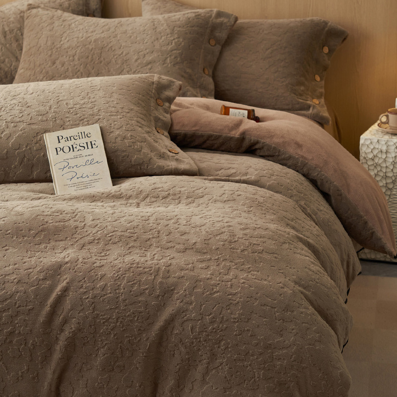 A clase doble cara engrosada cama de lana de leche de cuatro piezas de ropa de cama de invierno sábanas de lana de coral