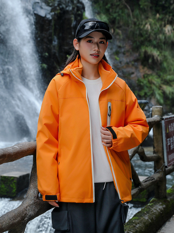 户外服装新款冲锋衣女三合一防泼水登山服男士防防水防风运动外套|undefined