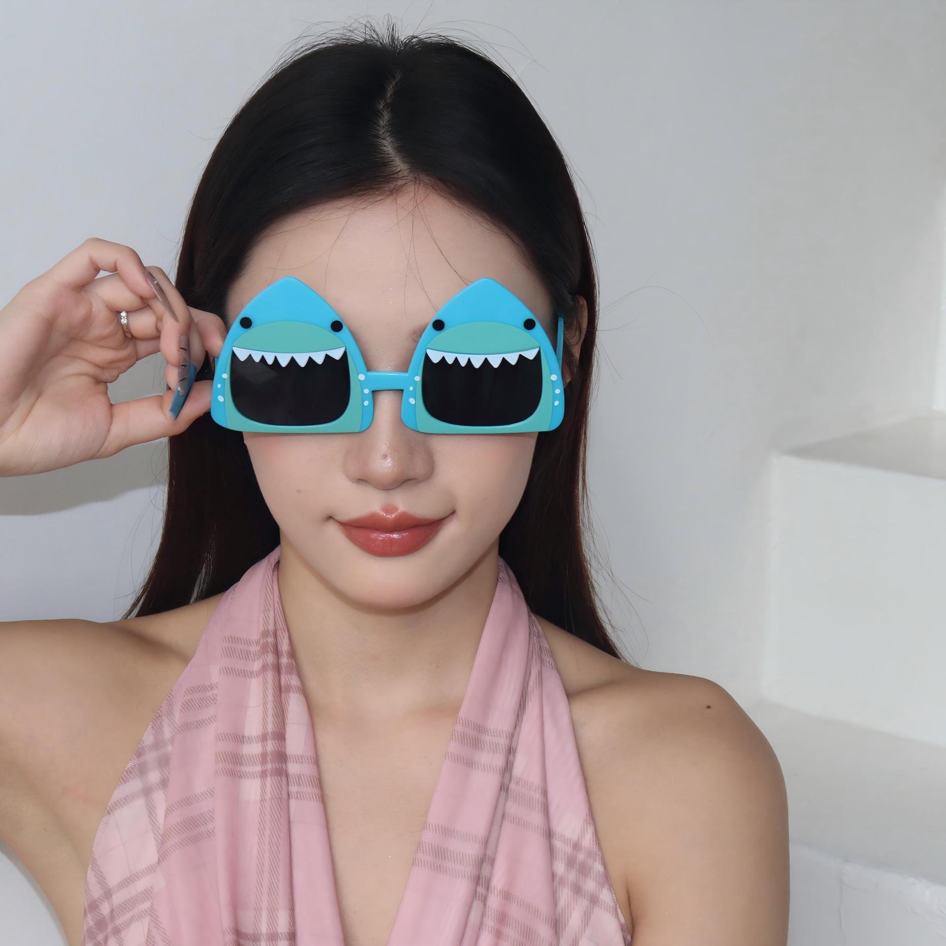 Gafas con Forma de Tiburón de ABS para Fiesta en la Playa y Baile image 5