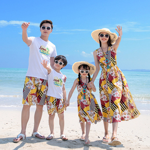 Beach parent-child clothing, summer clothing, seaside vacation, mother-daughter, mother-son, fashionable, family of three, four, sleeveless long dress