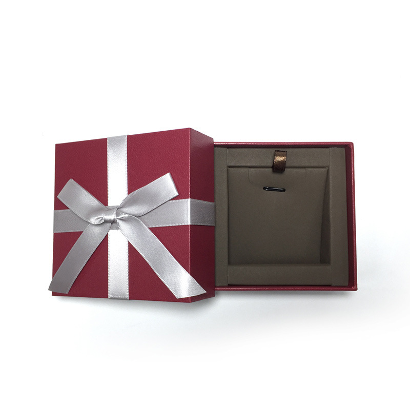 Estilo japonés y coreano elegante introducción roja noble pulsera caja anillo caja colgante caja pulsera joyería caja al por mayor