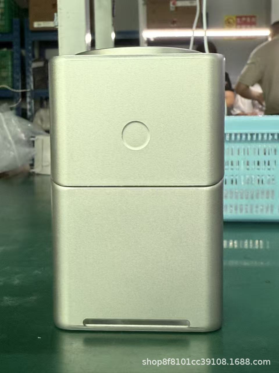 旋转魔方三合一磁吸式无线充电器适用于苹果三星手机手表快充15W