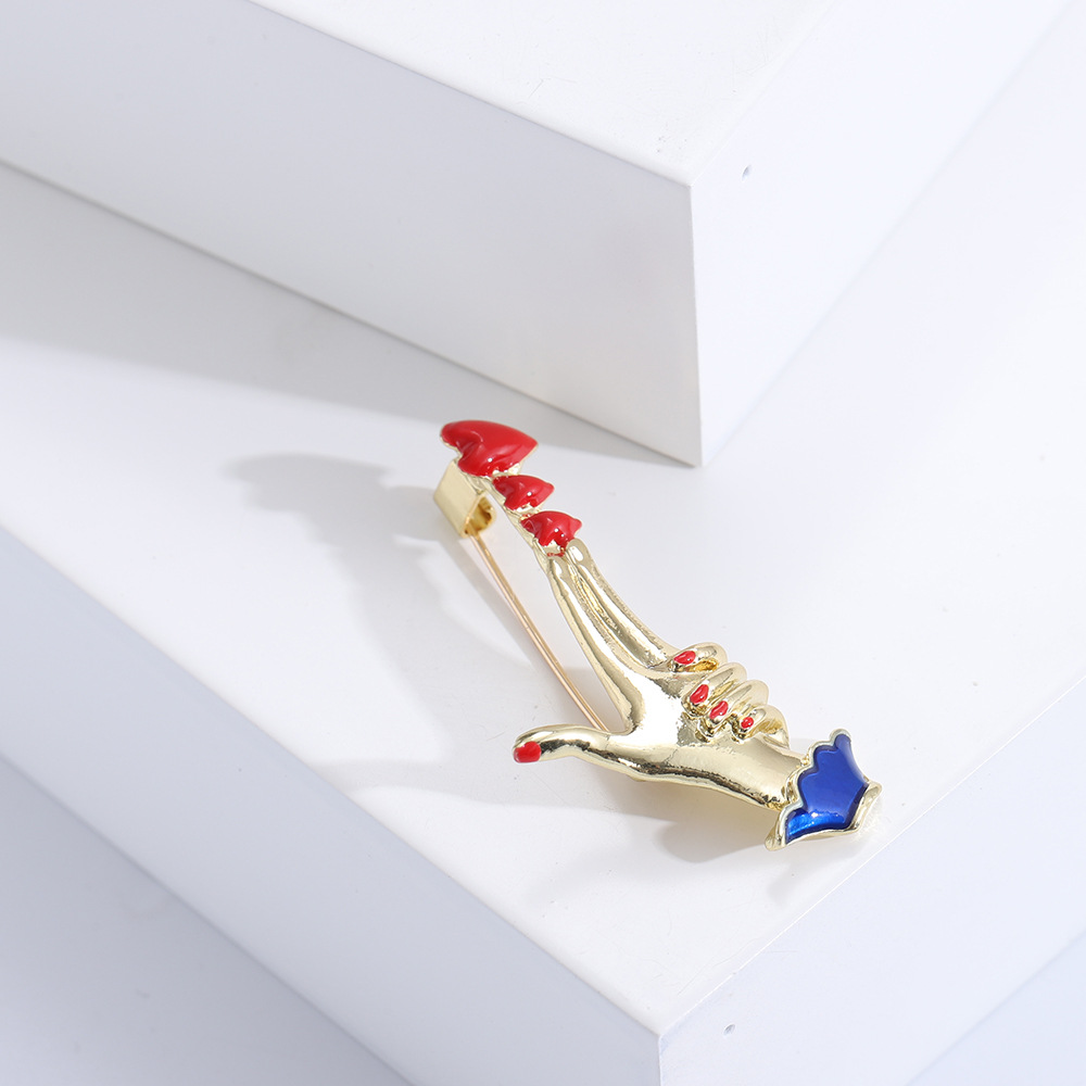 Women's Gender Enamel Design Vintage Style Classic Style Pin Heart Shape Alloy Enamel Women's Brooches