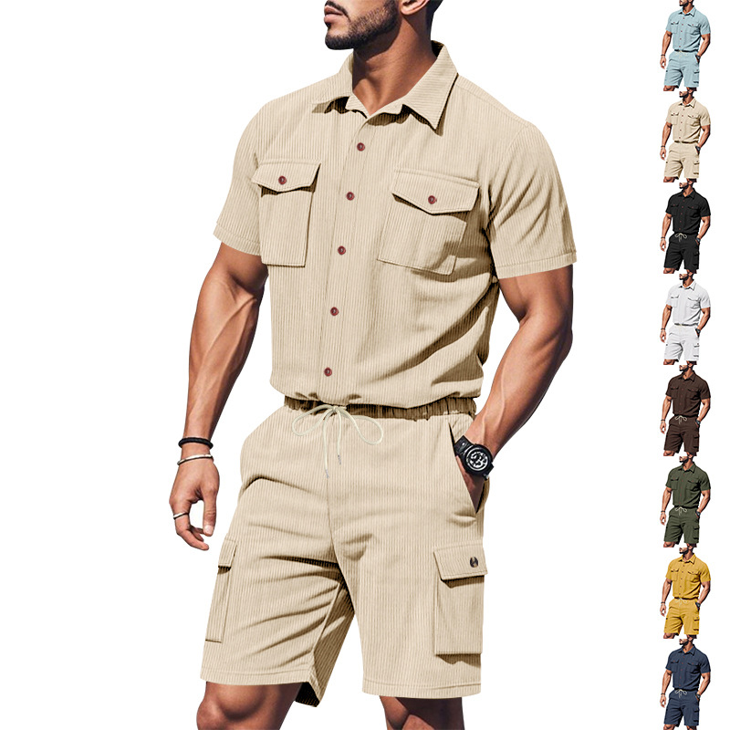 Completo estivo da uomo, casual, ampio, in velluto a coste, con camicia da lavoro a maniche corte e pantaloncini, stile europeo/americano._voghion.com