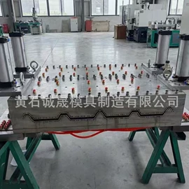 注塑加工;其他模具;塑料模