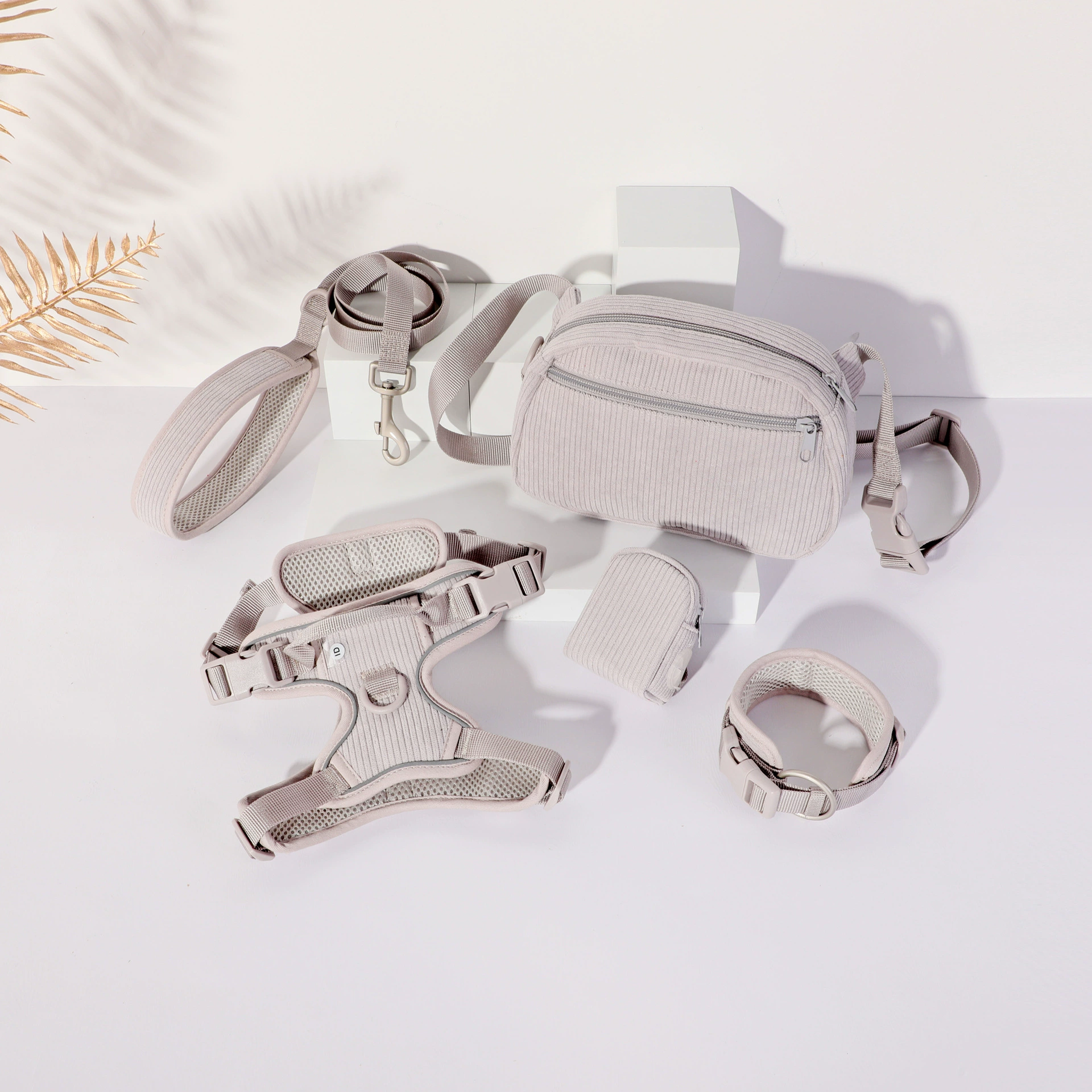 Товары для домашних животных оптом дышащая сетчатая поверхность Взрывозащищенная грудь собаки спина Светоотражающие надписи трансграничные можно разместить airtag Грудь назад