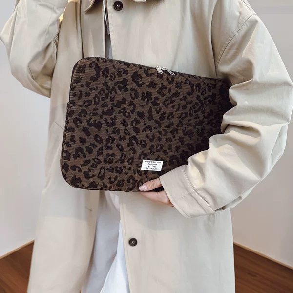 Fashionable and Stylish 2026 New Korean-Style Leopard Print Laptop Clutch Bag Multi-Size Tablet Storage Bag