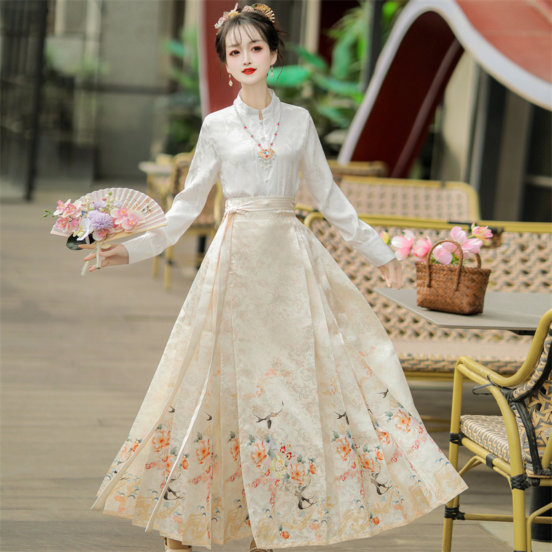 Hanfu for Women in the Ming Style 2026 New Model Fengying, Summer Han Element Modified Mamian Skirt Set, Super Ethereal