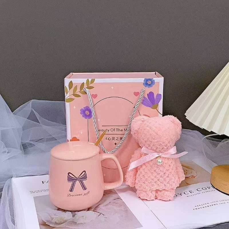Coffee towel with bow, spoon, creative gift box, with little bears, creative gift