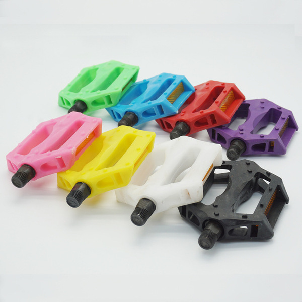 Road universal bike pedalled