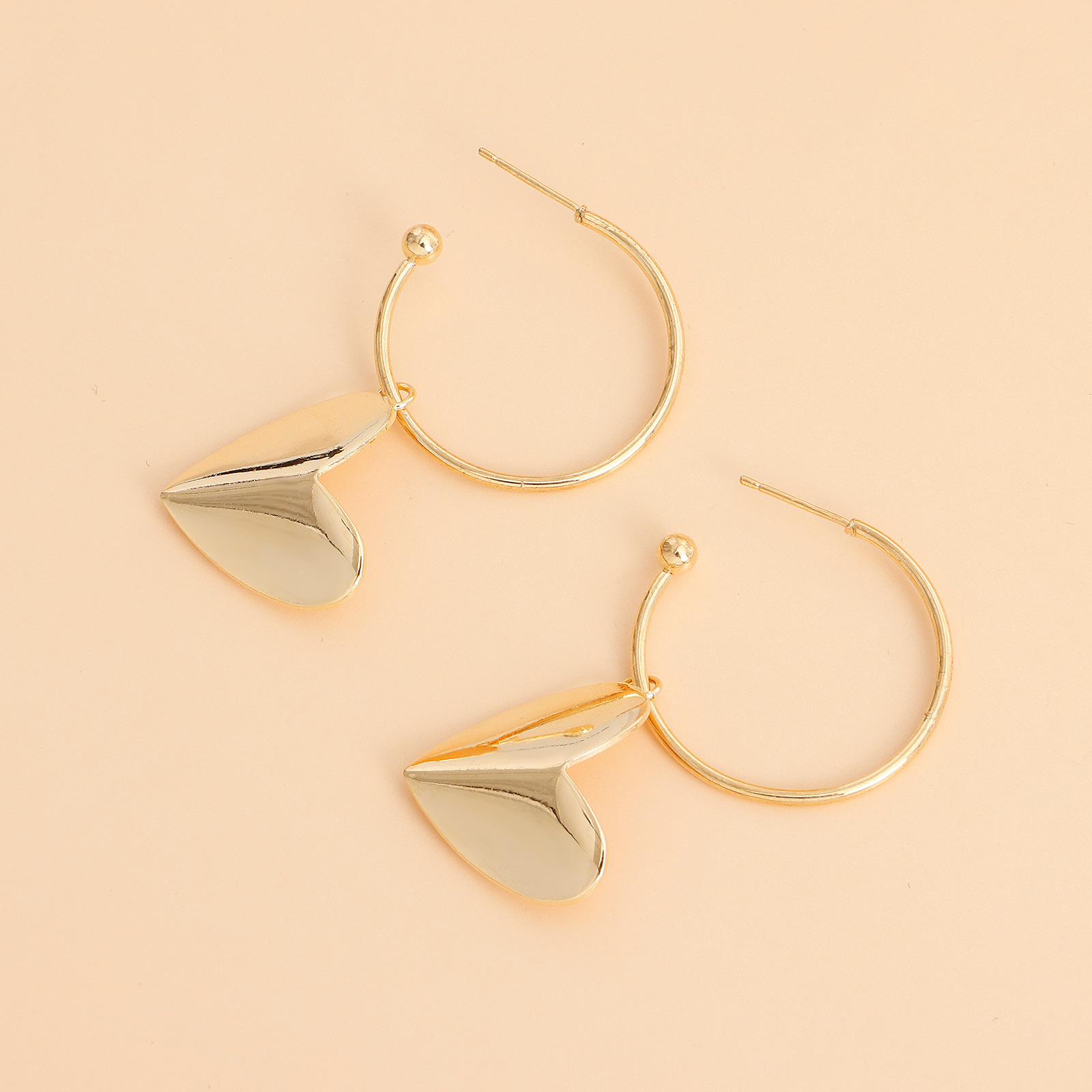 1 Pair Casual Simple Style Heart Shape Plating Alloy Drop Earrings display picture 6