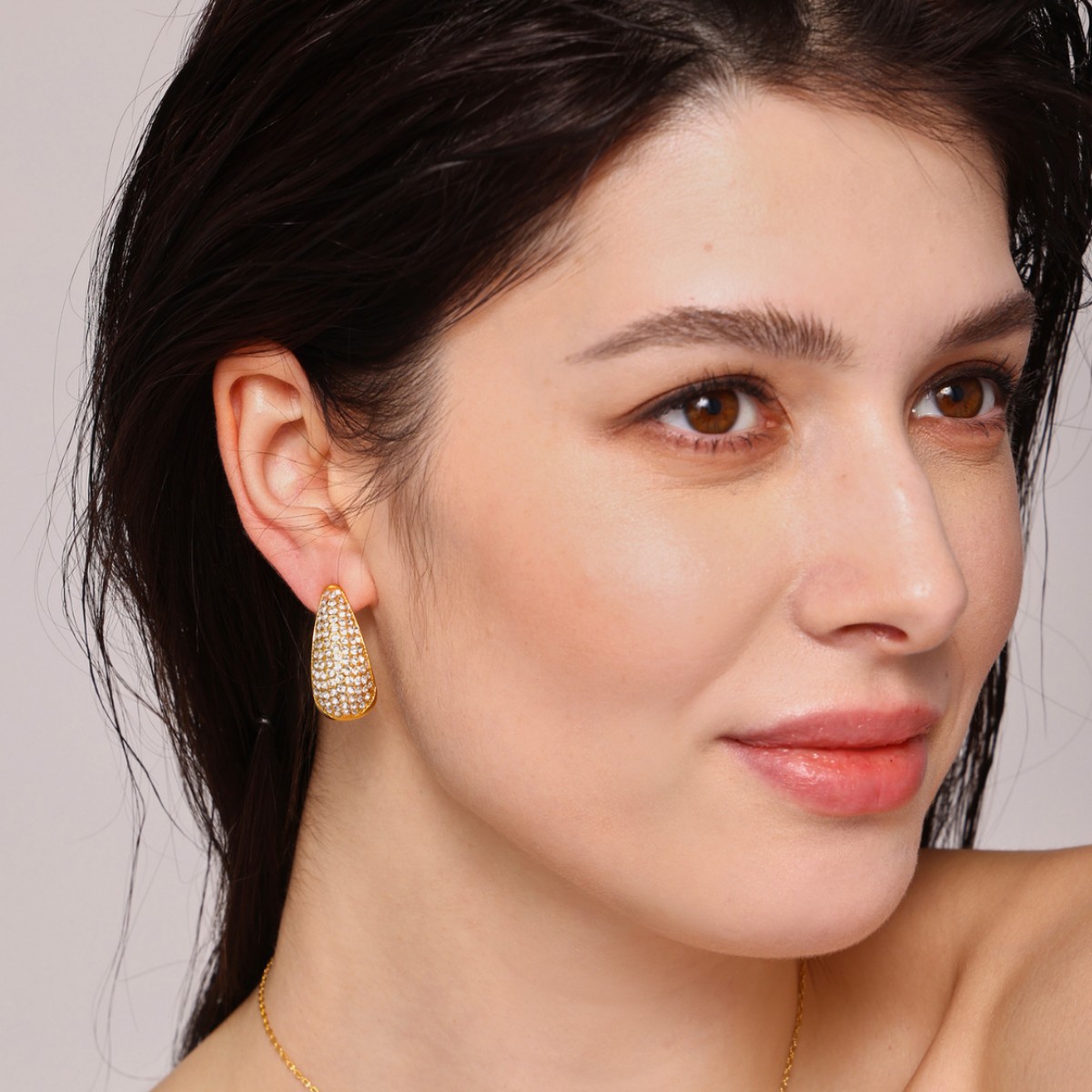 Cuadrados franceses pequeños pendientes de diamantes de gota de agua de Qianlin tallado collar inglés accesorios diarios