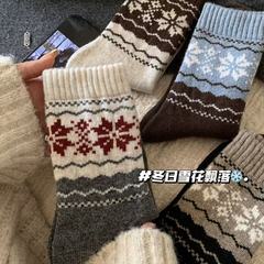 羊毛费尔岛袜子女中筒袜秋冬款加厚加绒保暖羊绒日系复古冬天长袜