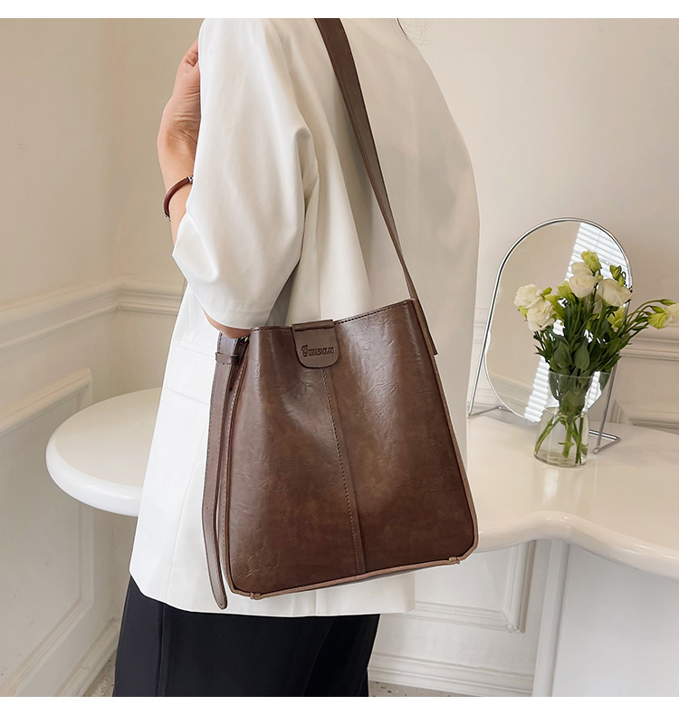 New fashionable and versatile women's single-shoulder bag and women's bag, a best-selling large-capacity bucket bun for European and American foreign trade undefined