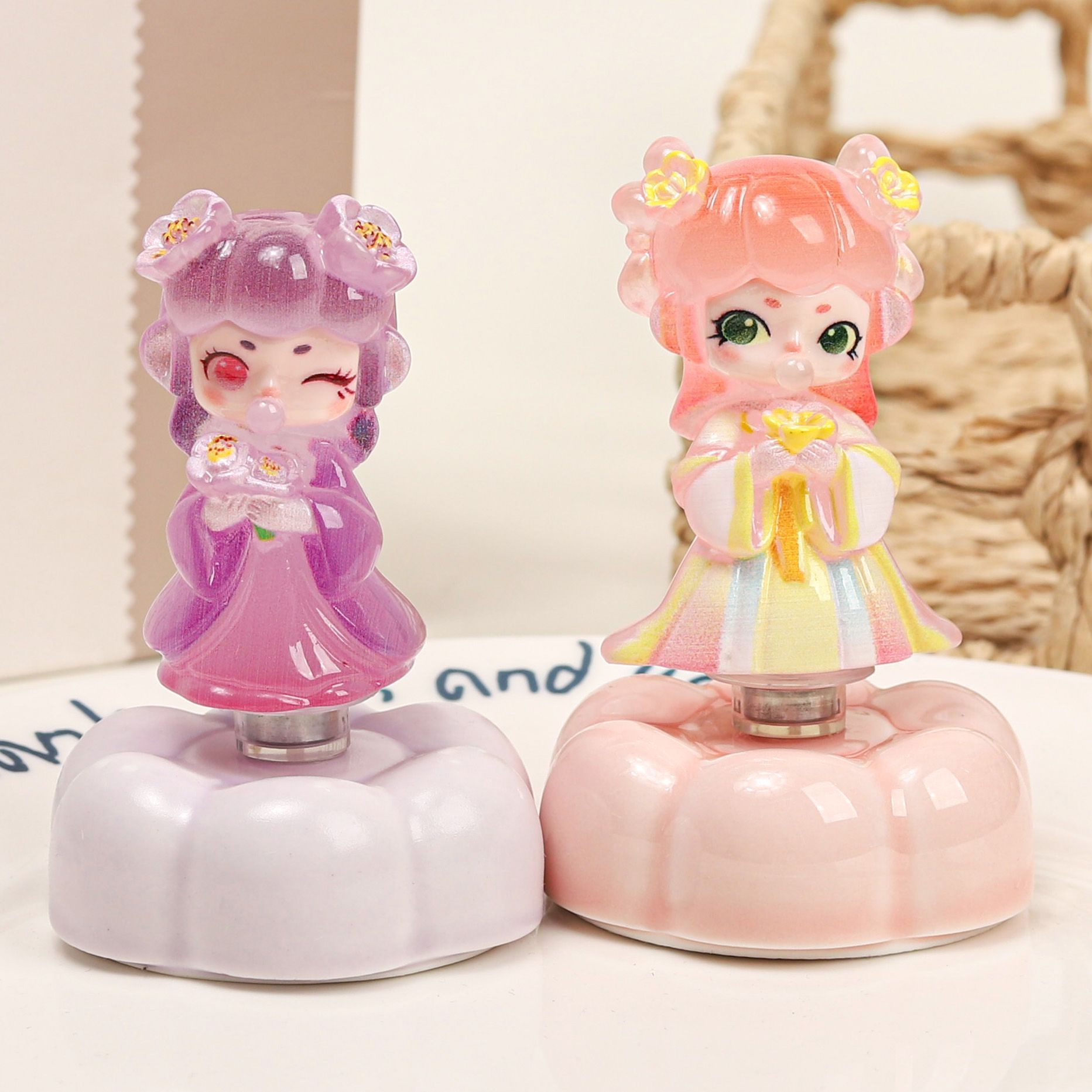 Luminous Flower Fairy Rotating Ornament for Car and Desktop, Rotatable Decorative Piece, Gift for Selling at Stalls, Wholesale Gifts