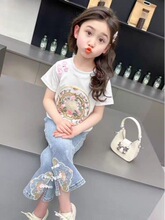 ��ͯŮͯ���b���b2026Ů���¿��ļ��W�����L�ɼ��׼t�·�����ʽ
