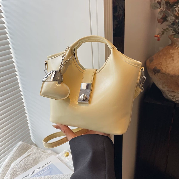 Yellow pendant