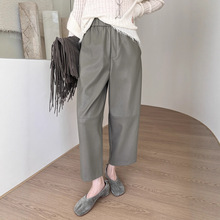 初打十三行冬新款简约加绒九分休闲裤松紧腰阔腿显瘦皮裤女KA783