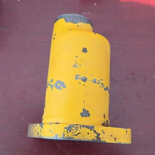 �ھ�C���PC650-8Һ���y�y�w709-94-91210  hydraulic valve cov