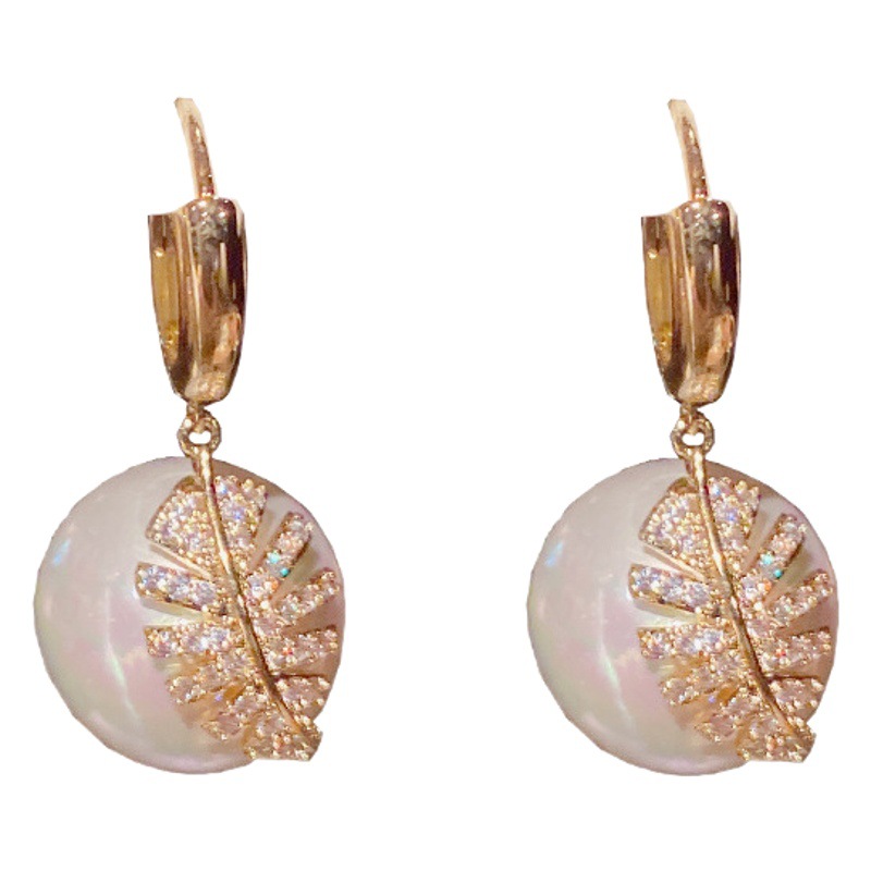 Dongdaemun micro con incrustaciones de ZIRCON hoja de perlas pendientes femeninos de Corea del Sur pendientes elegantes de la alta sociedad pendientes elegantes del todo-fósforo femenino