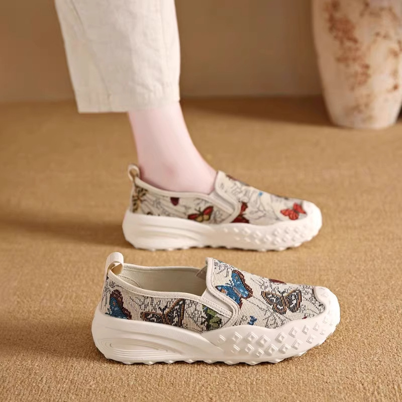 Canvas Shoes for Women 2025 New Thick-Soled Breathable Slip-On Old Beijing Cloth Shoes That Are Not Tiring for Feet Fisherman Shoes Size 34 Autum Canvas Shoes for Women 2025 New Thick-Soled Breathable Slip-On Old Beijing Cloth Shoes That Are Not Tiring for Feet Fisherman Shoes Size 34 Autum