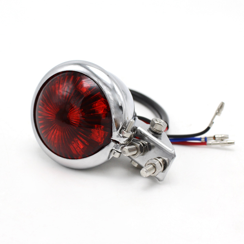 Accesorios de la motocicleta retro modificado crucero Príncipe locomotora metal redondo pequeña luz trasera luz freno LED Universal