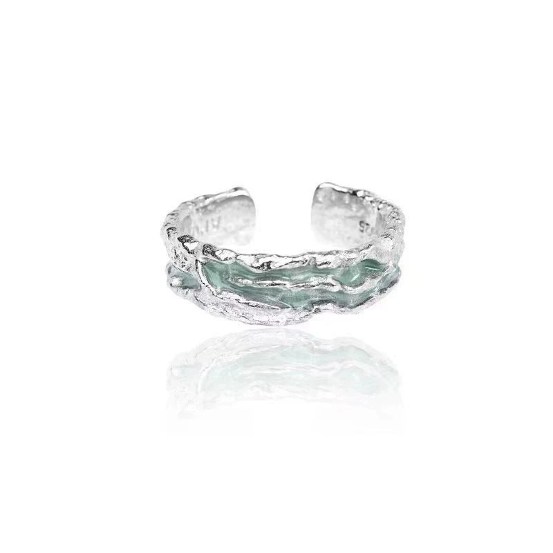 Floral Accent Ring, Small Elegant Design, Lightweight Decorative Accessory