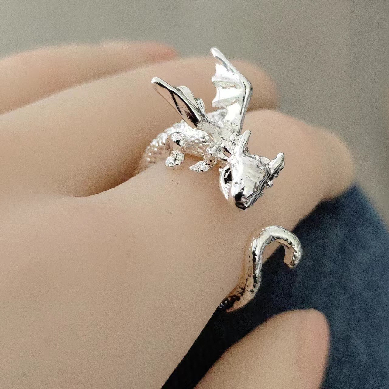 Silver flying dragon ring