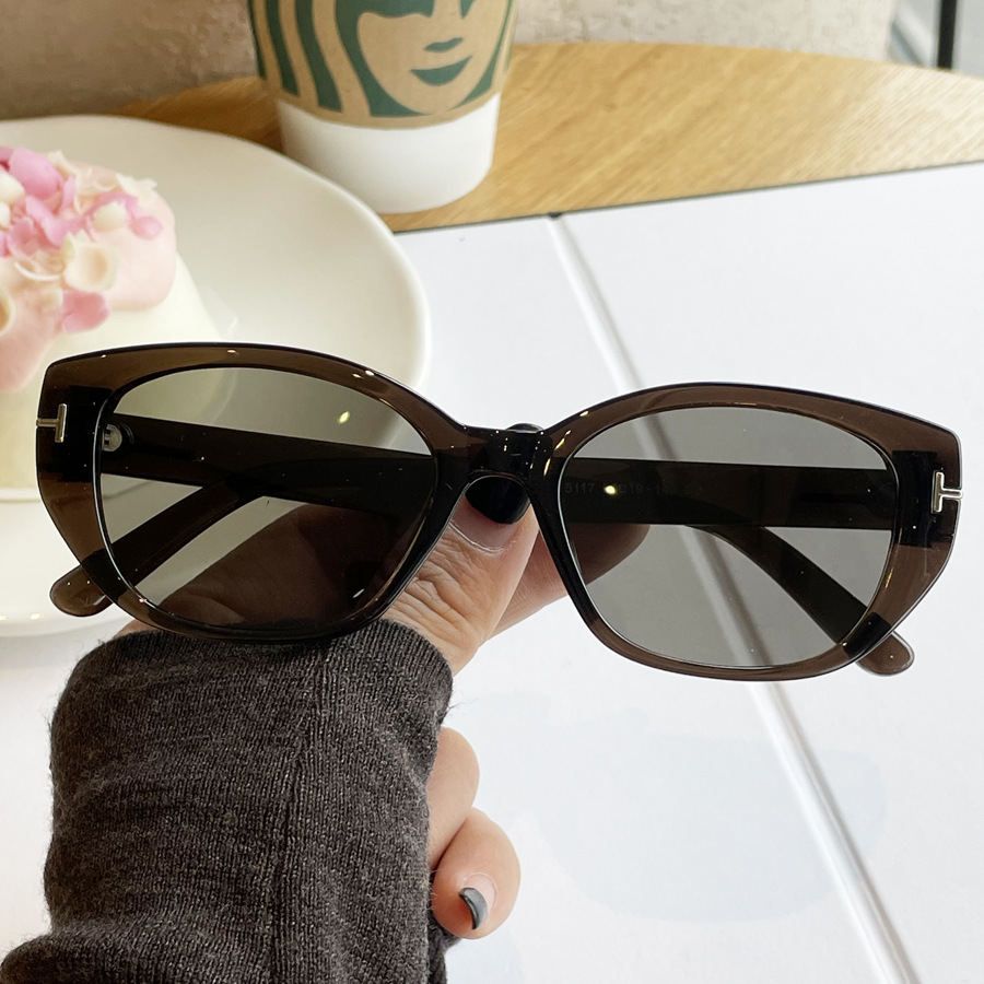 2025 new sunglasses irregular retro anti-ultraviolet TR polarized sunglasses men's and women's large frame small face