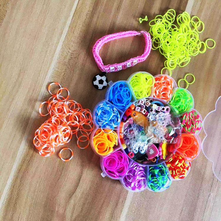 Rainbow knitting machine rubber band DIY handmade gift bracelet rubber band 13 box gift box gift factory wholesale